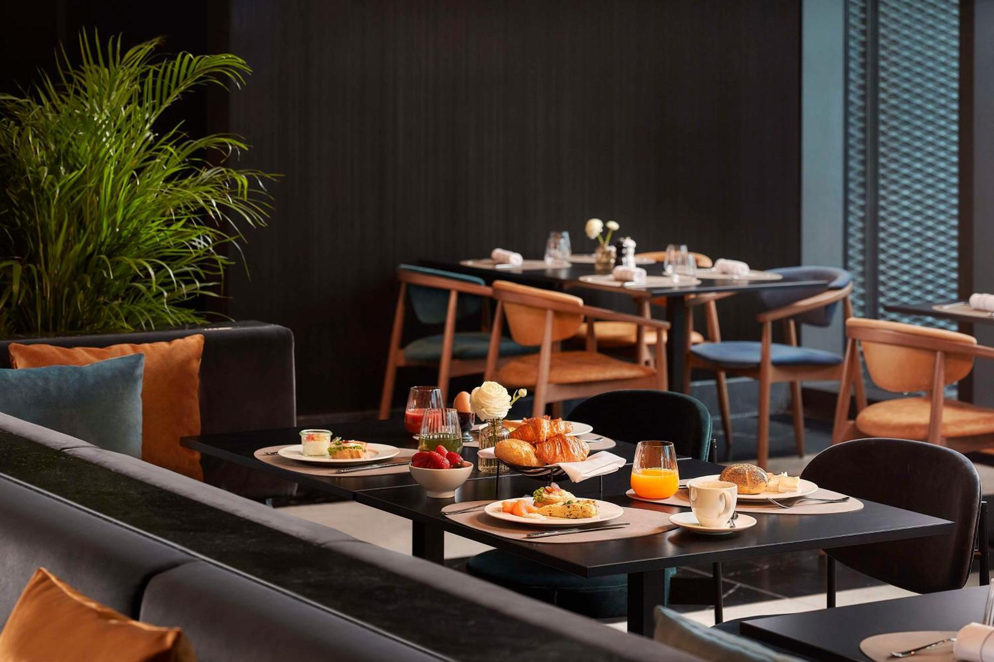 Nh Collection Frankfurt Spin Tower Hotel